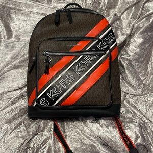 EUC Michael Kors like new backpack